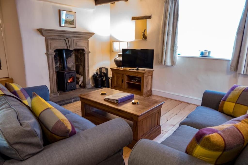 The On The Square, Wensley - Derbyshire Country Cottage. Matlock (Derbyshire)