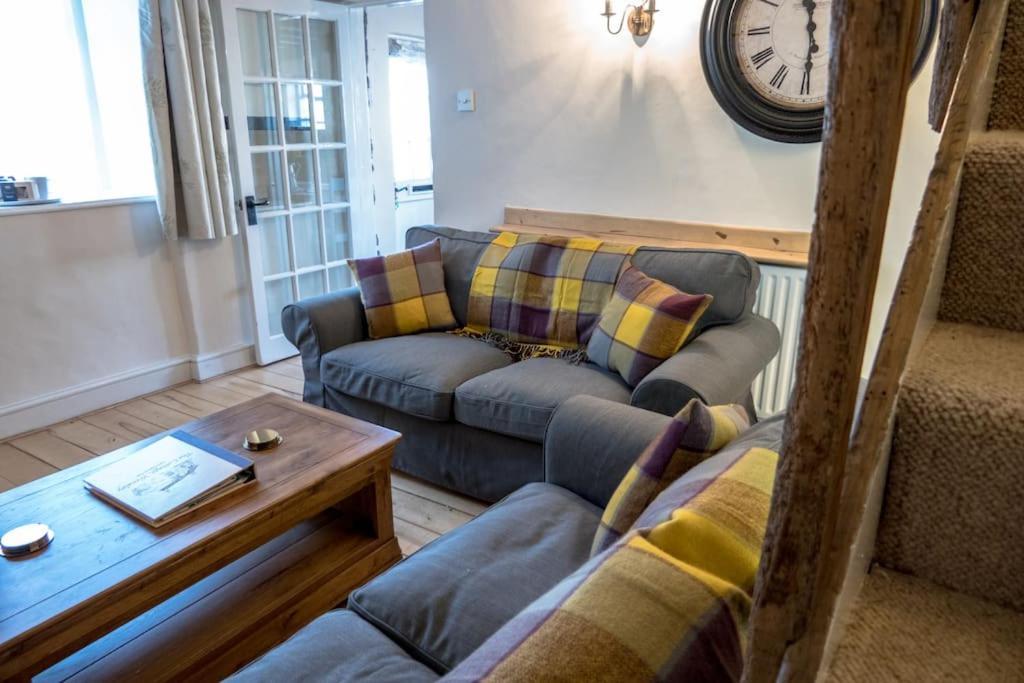 Holiday home The On The Square, Wensley - Derbyshire Country Cottage. *