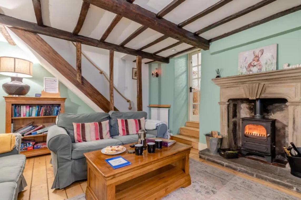 The On The Square, Wensley - Derbyshire Country Cottage. Holiday home Matlock (Derbyshire)